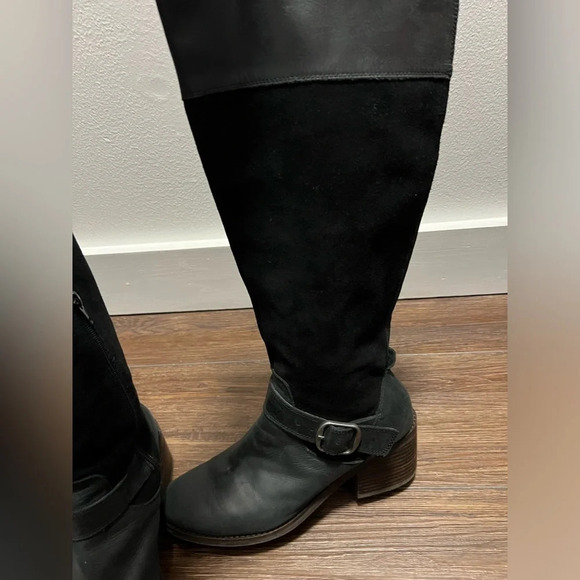 Lucky Brand Women's Kailan Equestrian Boot - Picture 5 of 9